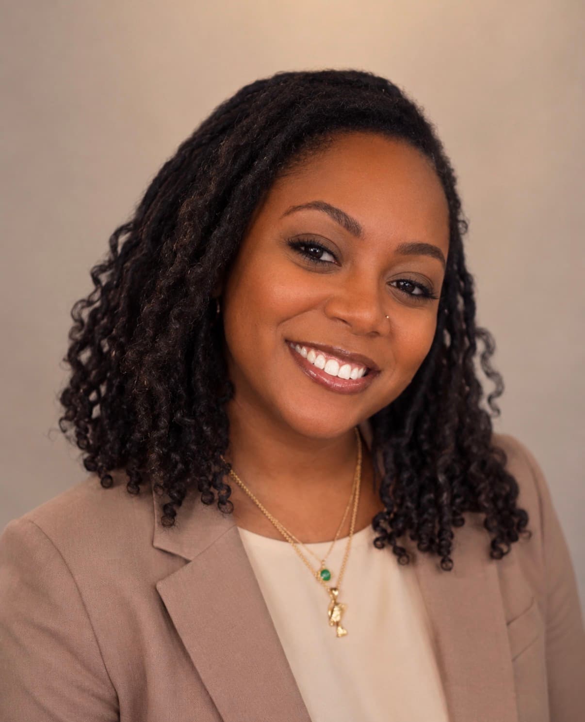 Niara Michael, portrait